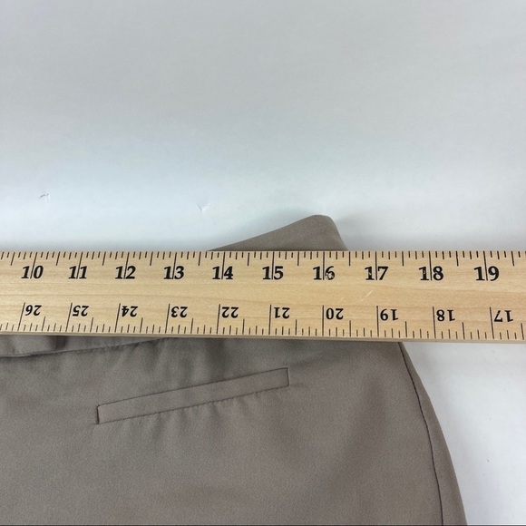 Apt 9 Crop Pants Womens 12P Khaki Flat Front - Picture 5 of 8